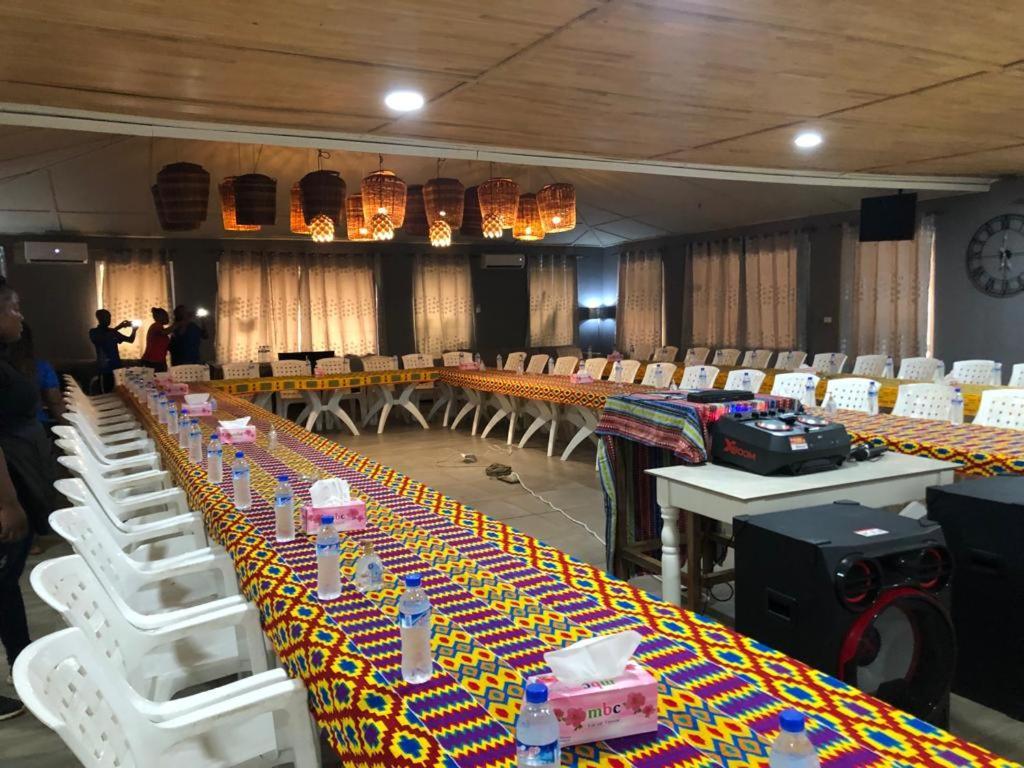 Tropicana Beach & Resort Elwa Ngoại thất bức ảnh